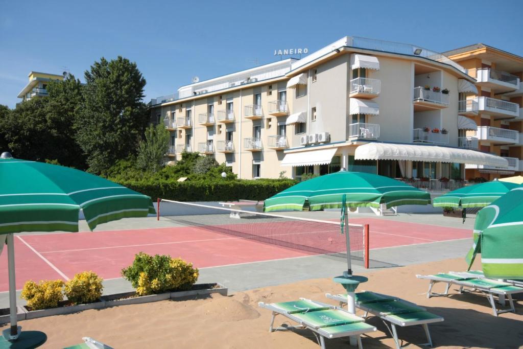 Hotel Janeiro Frontemare ليدو دي يسولو المظهر الخارجي الصورة